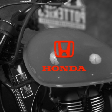 Наклейка на мотоцикл Honda logo